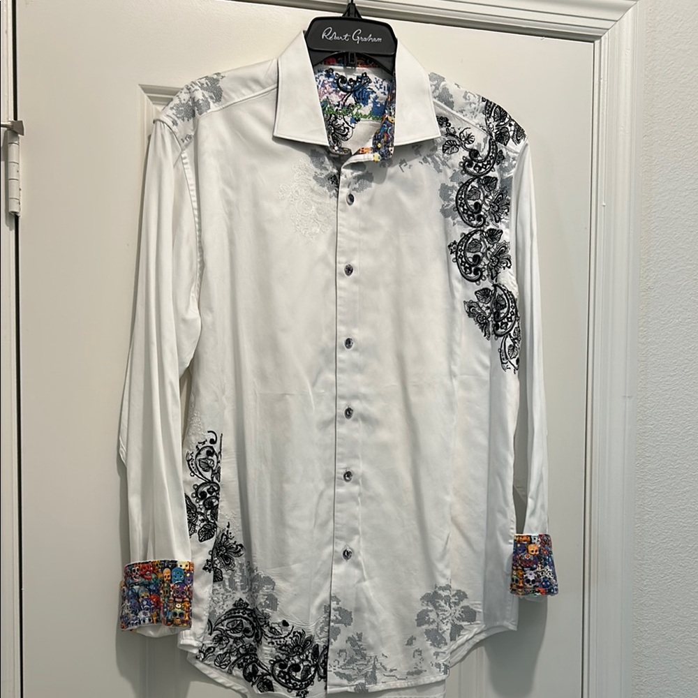 Robert Graham White and Black Men's Shirt great embroidery